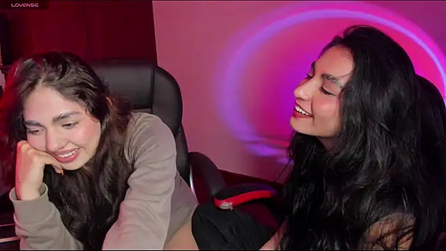 Snapshot of Dahian-peach chatting on 03-01-26, 02:11 Dahian-peach online show from 03-01-26, 02:11