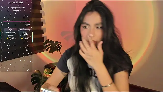 Snapshot of Dahian-peach chatting on 02-04-26, 11:55 Dahian-peach online show from 02-04-26, 11:55