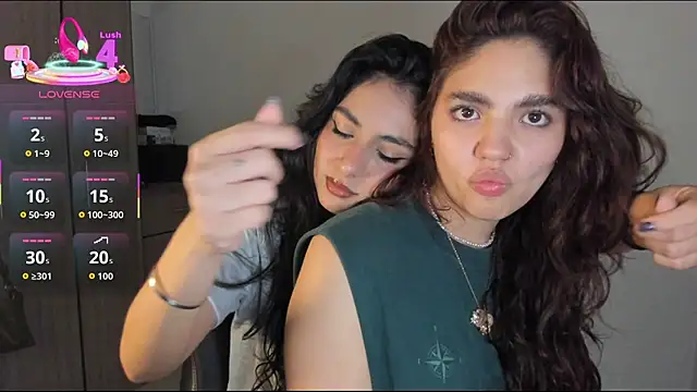 Snapshot of Dahian-peach chatting on 11-05-25, 06:27 Dahian-peach online show from 11-05-25, 06:27