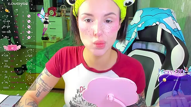 Snapshot of folinskayyya chatting on 02-10-26, 12:53 folinskayyya online show from 02-10-26, 12:53