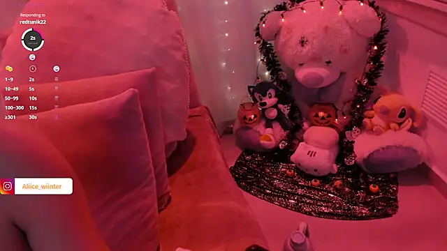 Alice winter  online show from 10-17-25, 06:10