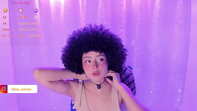 Alice winter  online show from 03-19-25, 07:27