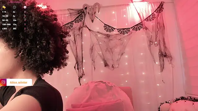 Alice winter  online show from 10-24-25, 06:07