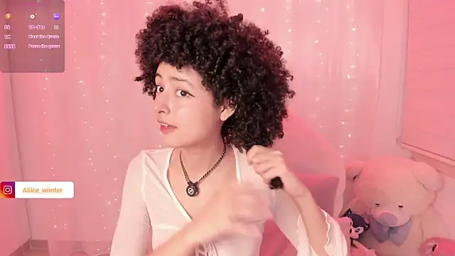 Alice winter  online show from 11-05-25, 06:11