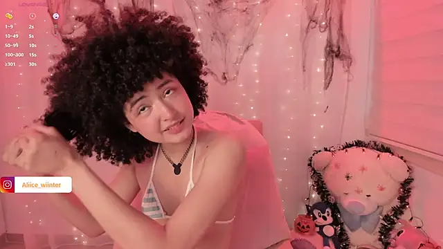 Alice winter  online show from 10-23-25, 07:12