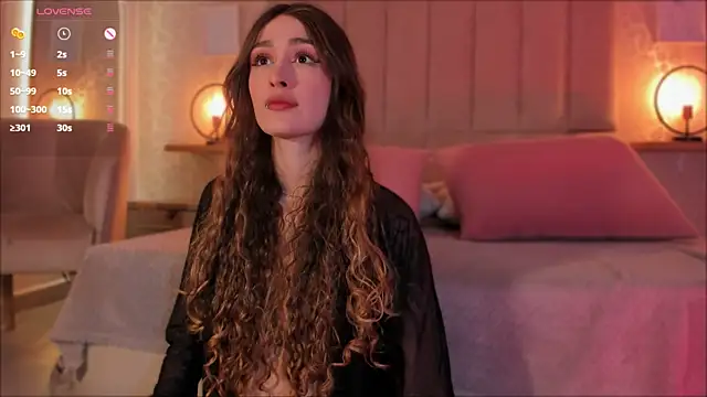 Snapshot of Amy-Parrish chatting on 12-21-25, 08:31 Amy-Parrish online show from 12-21-25, 08:31