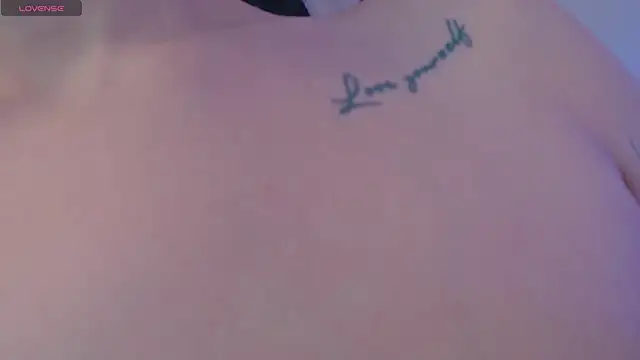 jesselines  online show from 02-16-26, 08:07