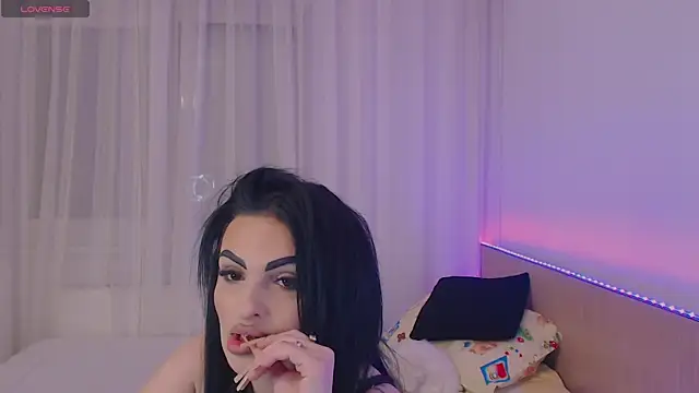 jesselines  online show from 05-17-26, 04:07