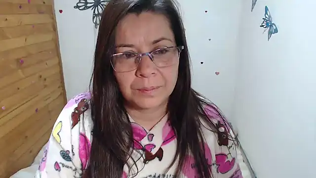 Snapshot of lilisa777 chatting on 07-10-26, 09:31 lilisa777 online show from 07-10-26, 09:31