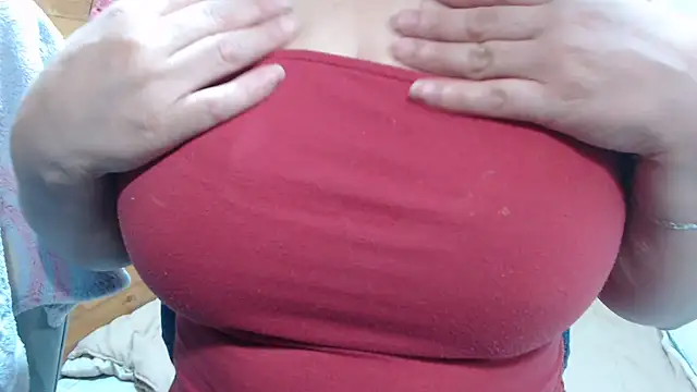 Snapshot of lilisa777 chatting on 07-14-26, 02:05 lilisa777 online show from 07-14-26, 02:05