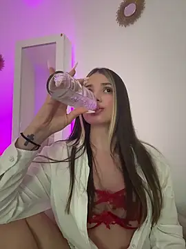 Ashleyjenner  online show from 01-12-26, 12:06