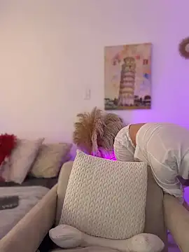 Ashleyjenner  online show from 04-09-26, 02:45