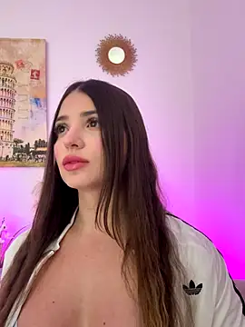 Snapshot of Ashleyjenner_ chatting on 10-04-25, 01:29 Ashleyjenner online show from 10-04-25, 01:29