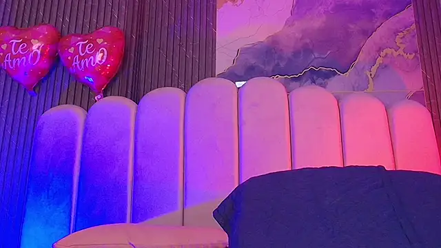 Snapshot of hot_dione chatting on 02-20-26, 07:16 hot dione online show from 02-20-26, 07:16