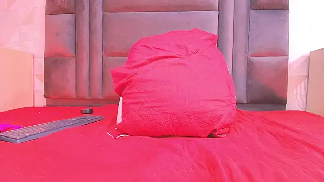 hot dione online show from 10-17-25, 07:15