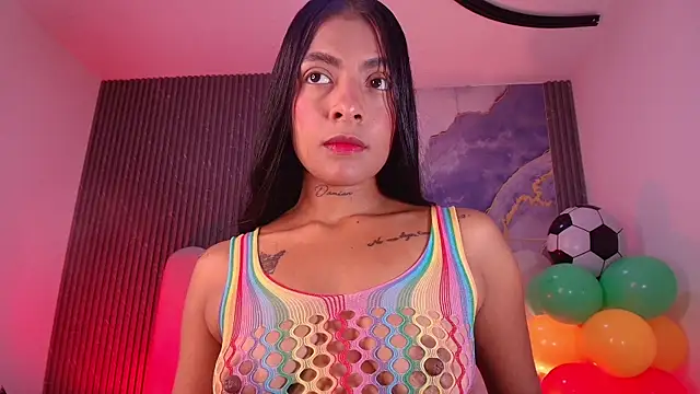 hot dione online show from 06-19-26, 07:20