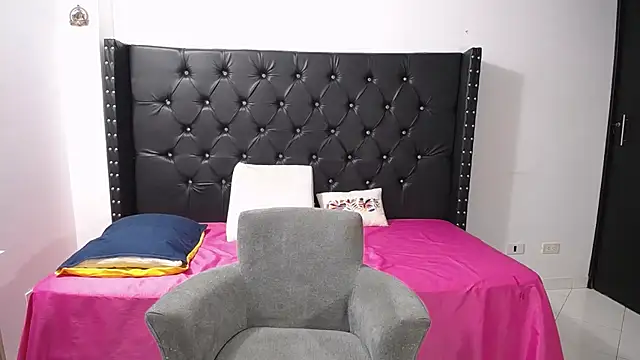 renata salinas 1 online show from 03-04-26, 09:33