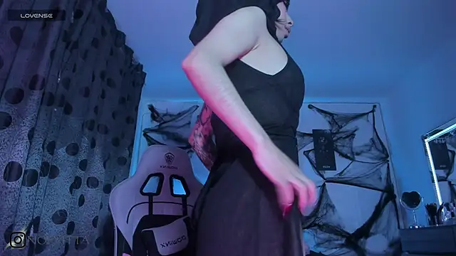 satanbabee online show from 10-25-25, 12:21