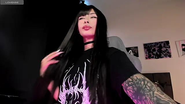 satanbabee online show from 06-24-26, 10:18