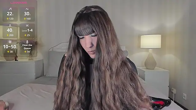 valeriasecret online show from 10-31-25, 05:37