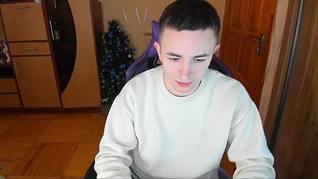 Snapshot of bigmark033 chatting on 02-11-25, 10:47 bigmark033 online show from 02-11-25, 10:47