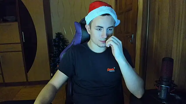 Snapshot of bigmark033 chatting on 12-23-24, 04:50 bigmark033 online show from 12-23-24, 04:50