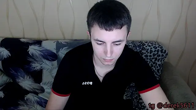 Snapshot of bigmark033 chatting on 11-18-25, 04:32 bigmark033 online show from 11-18-25, 04:32