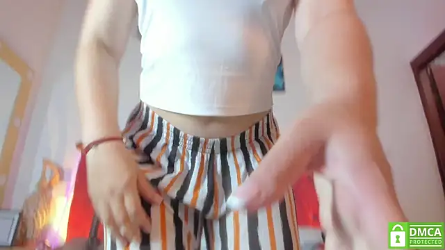 Snapshot of Ruth_harvey_ chatting on 03-22-26, 01:23 Ruth harvey online show from 03-22-26, 01:23