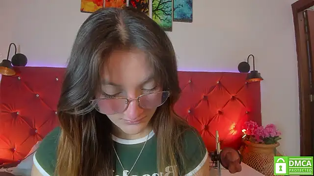 Snapshot of Ruth_harvey_ chatting on 03-14-26, 01:39 Ruth harvey online show from 03-14-26, 01:39