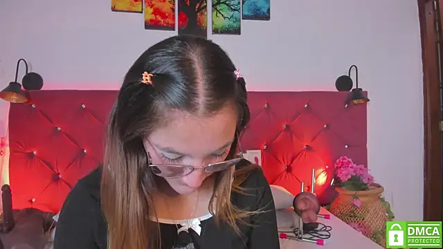 Snapshot of Ruth_harvey_ chatting on 04-05-26, 01:29 Ruth harvey online show from 04-05-26, 01:29