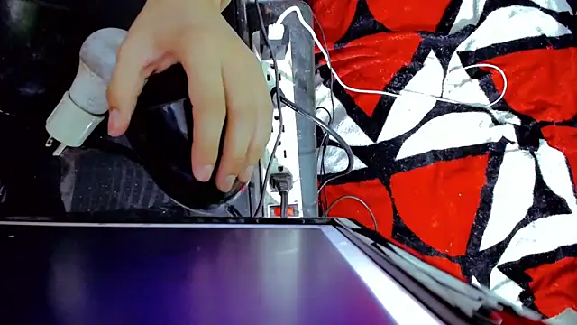 tayiro r online show from 10-22-25, 11:14