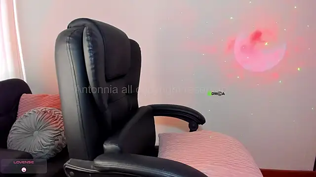 Anttonia Rose online show from 05-29-26, 05:08