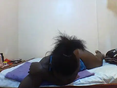 princess-cutie12 online show from 06-27-26, 12:22