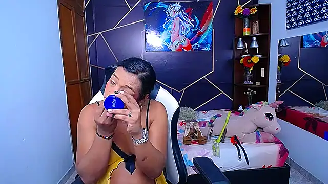 EmilyTsSweet online show from 09-18-25, 01:47