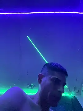 Megaman77777 online show from 11-19-25, 06:02