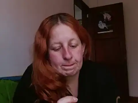 ViioletaMora online show from 11-04-25, 08:56