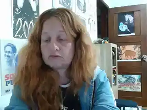 Snapshot of ViioletaMora chatting on 06-19-26, 07:47 ViioletaMora online show from 06-19-26, 07:47