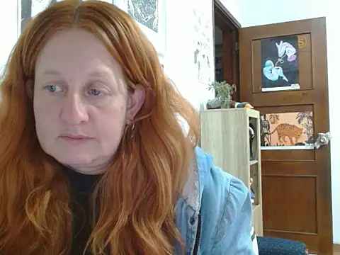 ViioletaMora online show from 05-09-26, 04:38