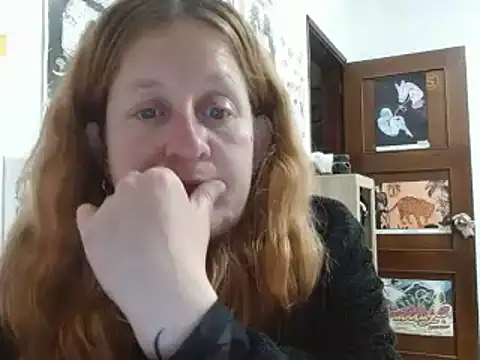 Snapshot of ViioletaMora chatting on 07-03-26, 02:07 ViioletaMora online show from 07-03-26, 02:07