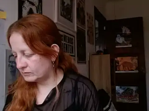 Snapshot of ViioletaMora chatting on 07-10-26, 10:21 ViioletaMora online show from 07-10-26, 10:21
