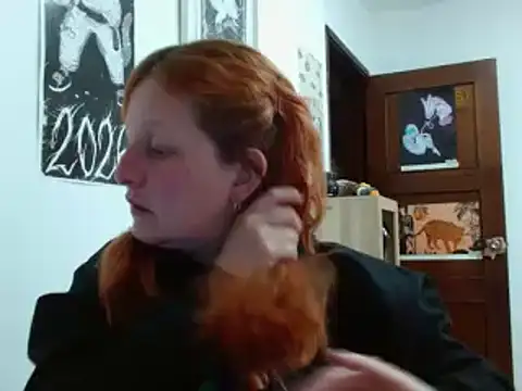 Snapshot of ViioletaMora chatting on 02-21-26, 07:32 ViioletaMora online show from 02-21-26, 07:32