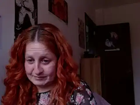 Snapshot of ViioletaMora chatting on 02-18-26, 08:38 ViioletaMora online show from 02-18-26, 08:38