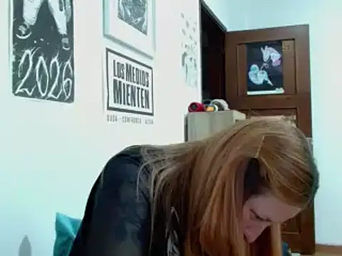 ViioletaMora online show from 04-11-26, 06:32