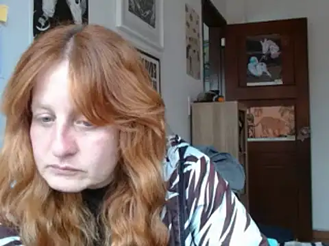 ViioletaMora online show from 05-18-26, 08:46