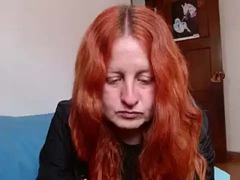 ViioletaMora online show from 10-06-25, 06:19