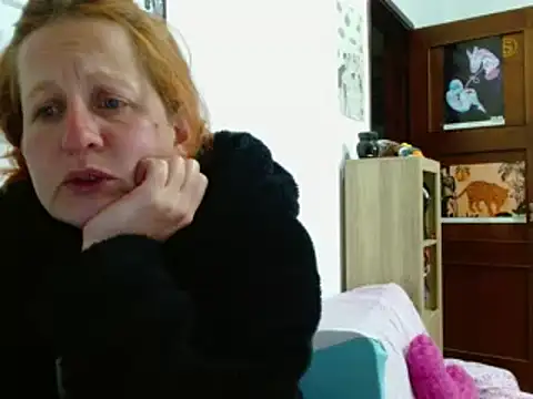 Snapshot of ViioletaMora chatting on 02-20-26, 06:26 ViioletaMora online show from 02-20-26, 06:26