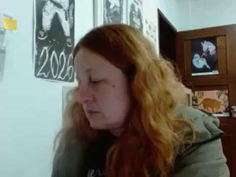 Snapshot of ViioletaMora chatting on 06-10-26, 02:24 ViioletaMora online show from 06-10-26, 02:24