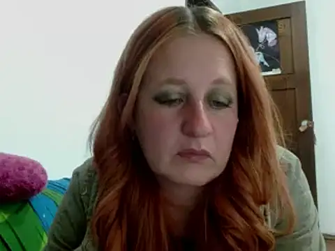 ViioletaMora online show from 10-26-25, 04:57