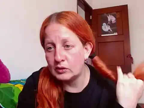 ViioletaMora online show from 10-20-25, 08:20