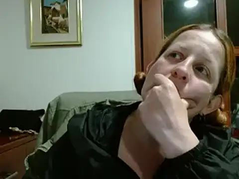 ViioletaMora online show from 12-13-25, 08:04